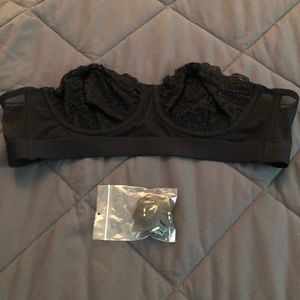 Lively strapless lace bra